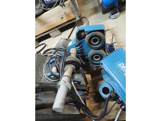 Demag - afbeelding 2 van  15