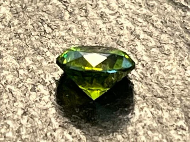 Demantoid - 1.14 carat natuurlijke demantoid - afbeelding 3 van  6
