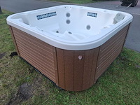 Demension one 5 persoons jacuzzi en buitenspa - afbeelding 20 van  25