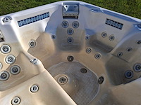 Demension one amerikaanse 6 persoons jacuzzi en buitenspa - afbeelding 9 van  26