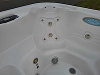 Demension one spa 5 persoons amerikaans jacuzzi en buitenspa - afbeelding 7 van  31