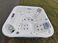 Demension one spa 5 persoons amerikaans jacuzzi en buitenspa - afbeelding 28 van  31