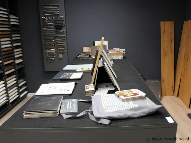 Demonstratiemeubel - afbeelding 10 van  15