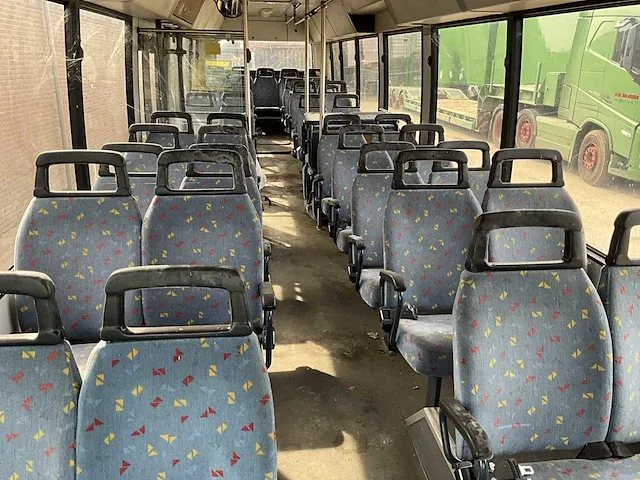 Den oudsten b95 personenbus - afbeelding 3 van  16
