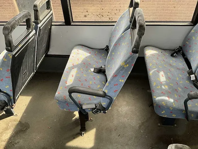 Den oudsten b95 personenbus - afbeelding 7 van  16