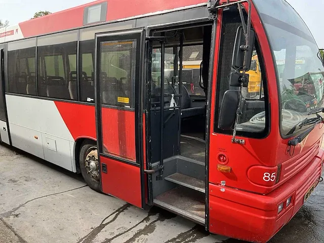 Den oudsten b95 personenbus - afbeelding 10 van  16