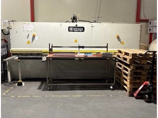 Dener - 2011 - dmmh cnc 41 06 - cnc guillotineschaar - afbeelding 1 van  6