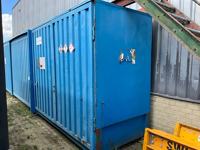 Denios chemische opslagcontainer - afbeelding 1 van  3
