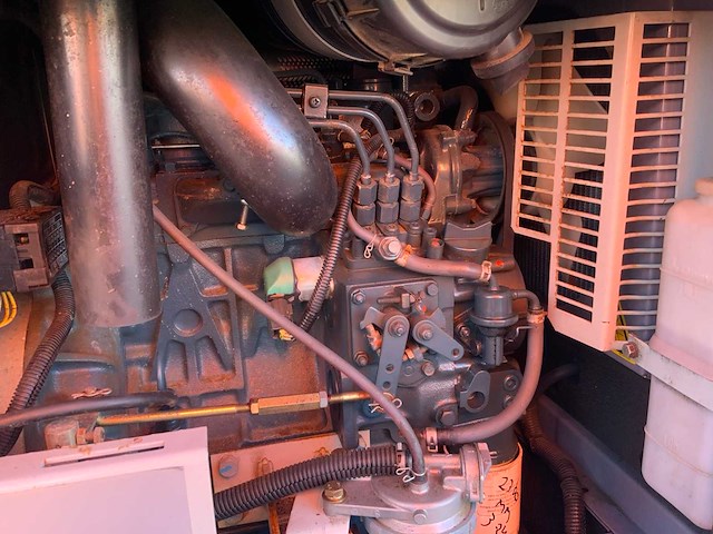 Denyo dlw 400esew dc lasaggregaat / ac stroomaggregaat aanhangwagen - afbeelding 3 van  13