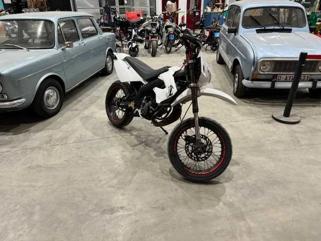 Derbi - bromfiets - senda-r - brommer - afbeelding 2 van  12