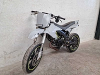 Derbi - bromfiets - senda-sm - 2t 45km uitvoering d838lr - afbeelding 3 van  8