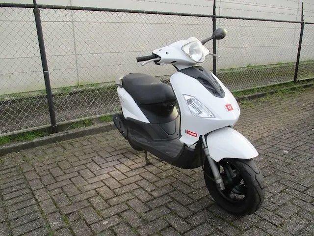 Derbi - snorscooter - boulevard 50 - scooter - afbeelding 4 van  9