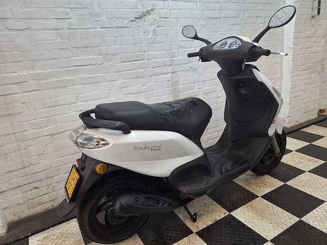 Derbi boulevard 45 km bromscooter 2takt - afbeelding 7 van  7
