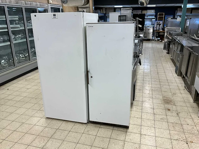 Derby fk360 koelkast - afbeelding 1 van  7
