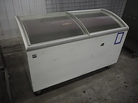 Derby - afbeelding 1 van  6