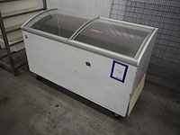 Derby - afbeelding 2 van  6