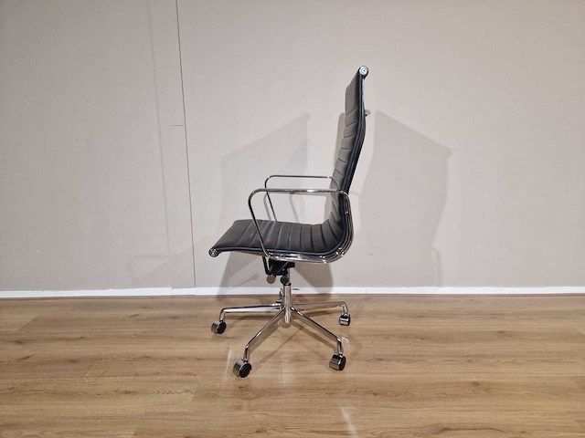 Design - bureaustoel - nieuw (4x) - afbeelding 2 van  12