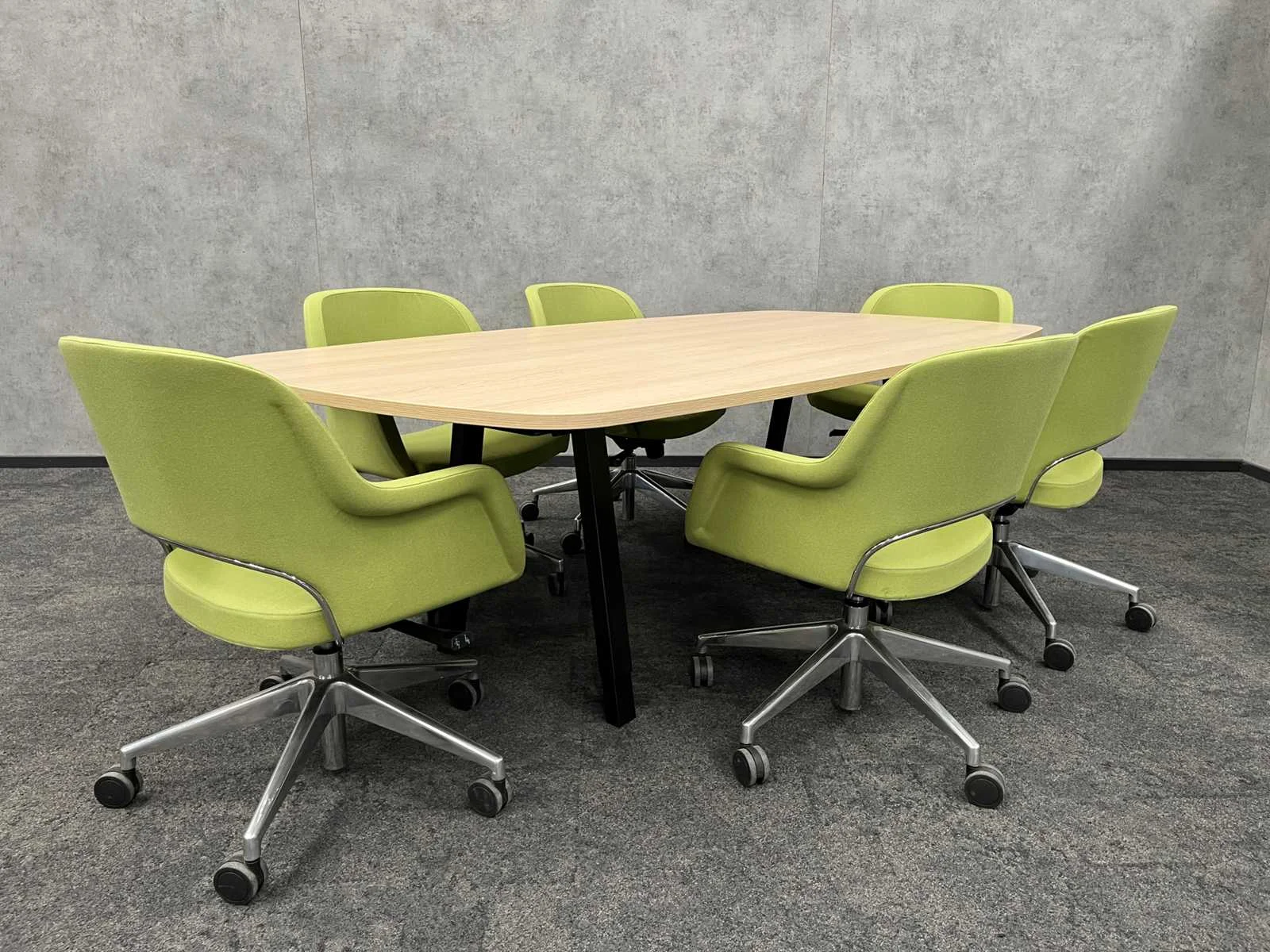 Design- en kantoormeubilair