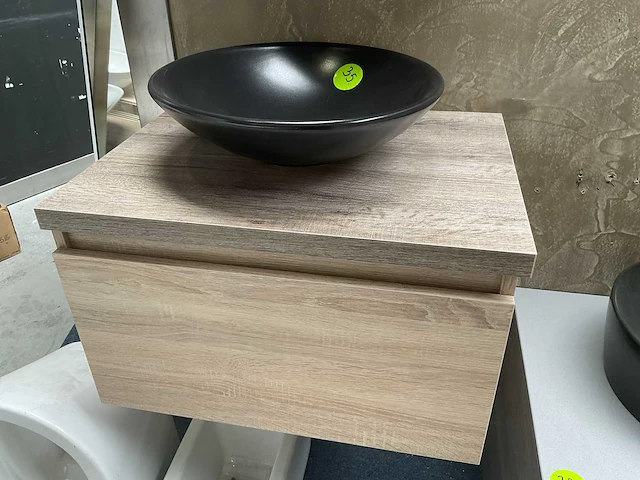 Design badmeubelset 60 cm met spiegelkast en waskom - afbeelding 1 van  4