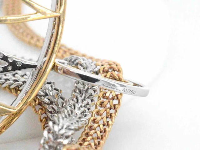 Design bi-colour gouden collier met groot uitgevoerde hanger en natuurlijke diamanten - afbeelding 7 van  7