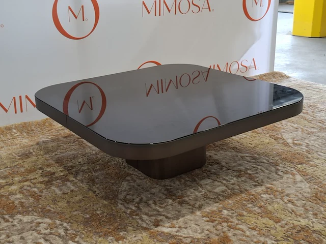 Design bijzettafel classicon, by guilherme torres, bow side table - afbeelding 2 van  6