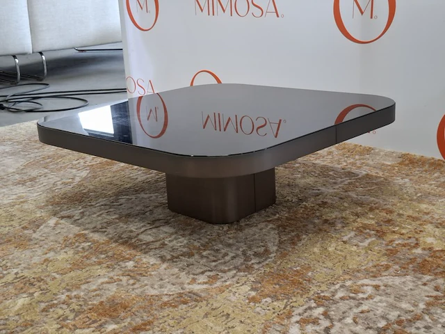 Design bijzettafel classicon, by guilherme torres, bow side table - afbeelding 3 van  6