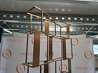 Design boekenkast baxter, design by draga & aurel, rafiki brass wall case - afbeelding 4 van  9