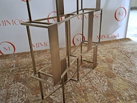 Design boekenkast baxter, design by draga & aurel, rafiki brass wall case - afbeelding 8 van  9