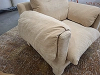 Design fauteuil lemon , la plume armchair, fabtic dedar belsuede - afbeelding 7 van  9