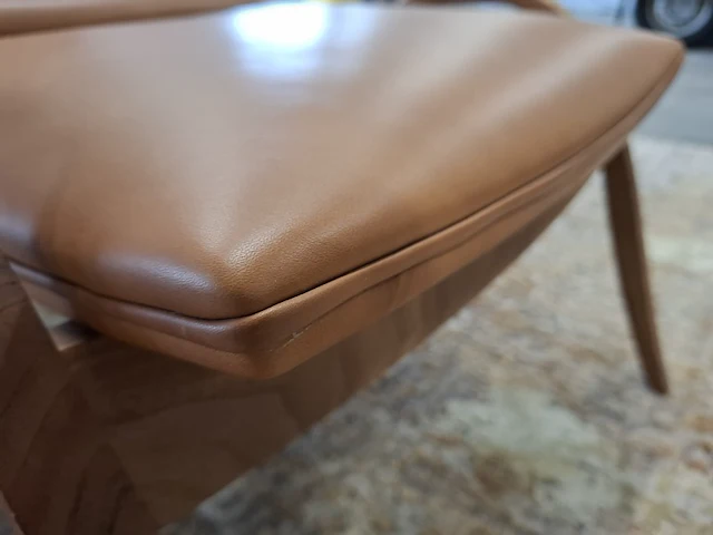 Design fauteuil met voetenstool carl hansen & son, fh 429 signature, fh 430 footstool, walnoot olie - afbeelding 8 van  10