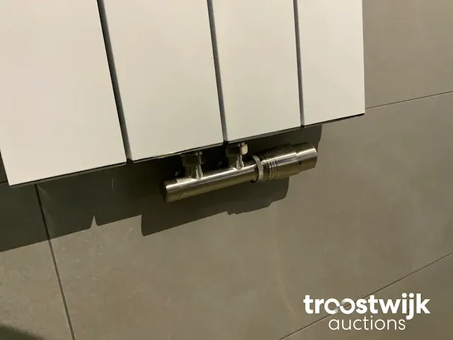 Design handdoekradiator - afbeelding 3 van  3