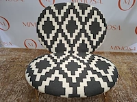 Design loungestoel, tacchini , kelly, zwart wit gestoffeerd, goudkleurige poten - afbeelding 6 van  10