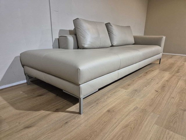 Design on stock - aikon - chaise - 3 zits bank - showroommodel - afbeelding 7 van  11