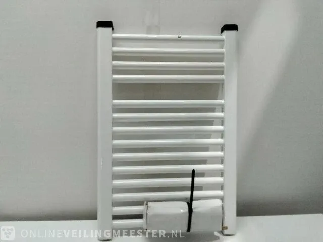 Design radiator wit - afbeelding 1 van  2