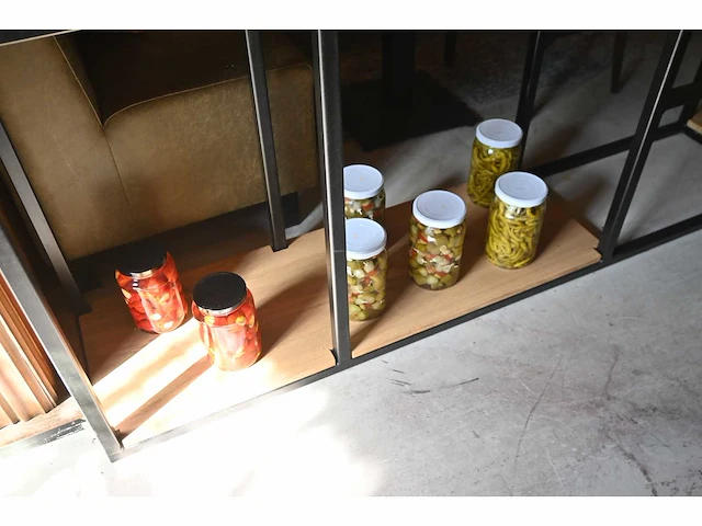 Design room devider inclusief diverse decoratie - afbeelding 11 van  15