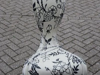 Design stoel met bloemmotief - afbeelding 1 van  3