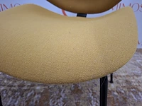 Design stoel one collection, design salto & sigsgaard, council family salon chair, warm amber - afbeelding 7 van  8