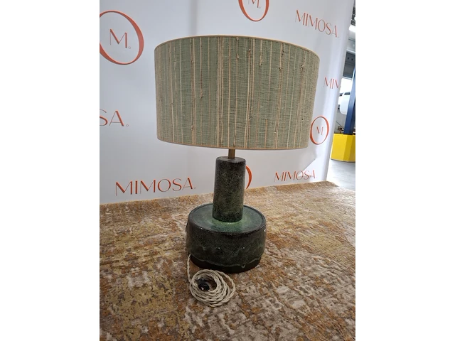 Design tafellamp franka van de ven, donker groen - afbeelding 2 van  6