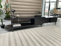 Design tv-meubel in zwart essen met uittrekbaar blad by italia, zwart - afbeelding 2 van  12
