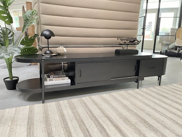 Design tv-meubel in zwart essen met uittrekbaar blad by italia, zwart - afbeelding 1 van  12