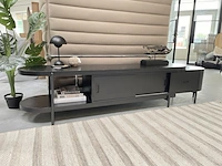 Design tv-meubel in zwart essen met uittrekbaar blad by italia, zwart