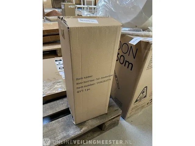 Design vaas ferm living, water swirl, smoked grey - afbeelding 1 van  1