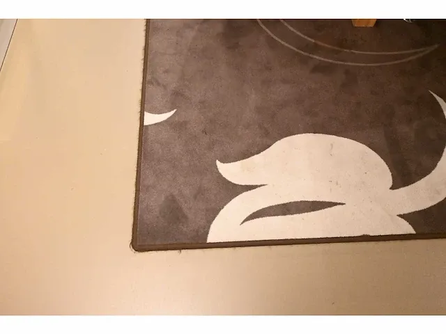 Design vloerkleed - afbeelding 3 van  4