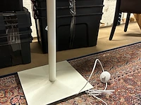 Design vloerlamp maretti, design by piet boon - afbeelding 2 van  6