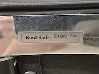 Design voetenstoel knoll studio, ludwig mies van der rohe collection, barcelona stool, zwart - afbeelding 2 van  10