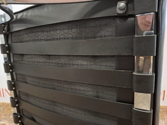 Design voetenstoel knoll studio, ludwig mies van der rohe collection, barcelona stool, zwart - afbeelding 8 van  10