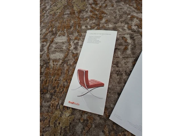 Design voetenstoel knoll studio, ludwig mies van der rohe collection, barcelona stool, zwart - afbeelding 10 van  10