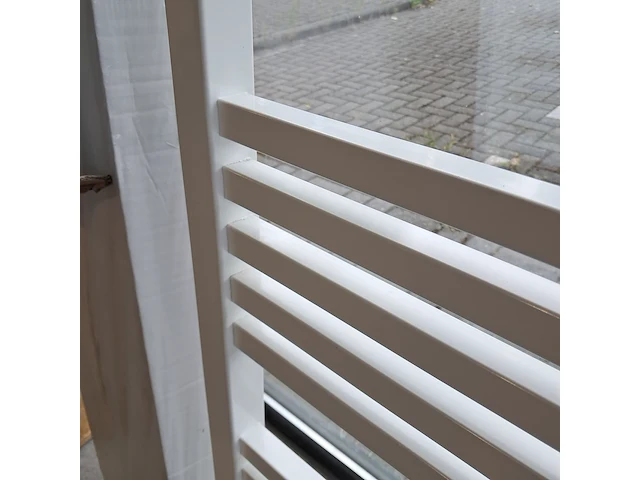 Designradiator, matwit - afbeelding 2 van  2