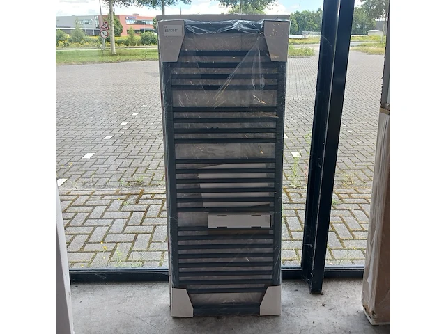 Designradiator, vasco, bathline, clr301 - afbeelding 1 van  4