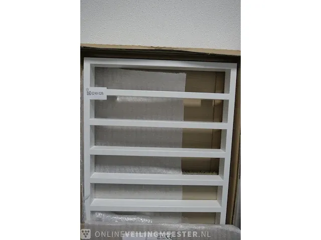 Designradiator vasco, bathline, ral 9016 - afbeelding 2 van  3